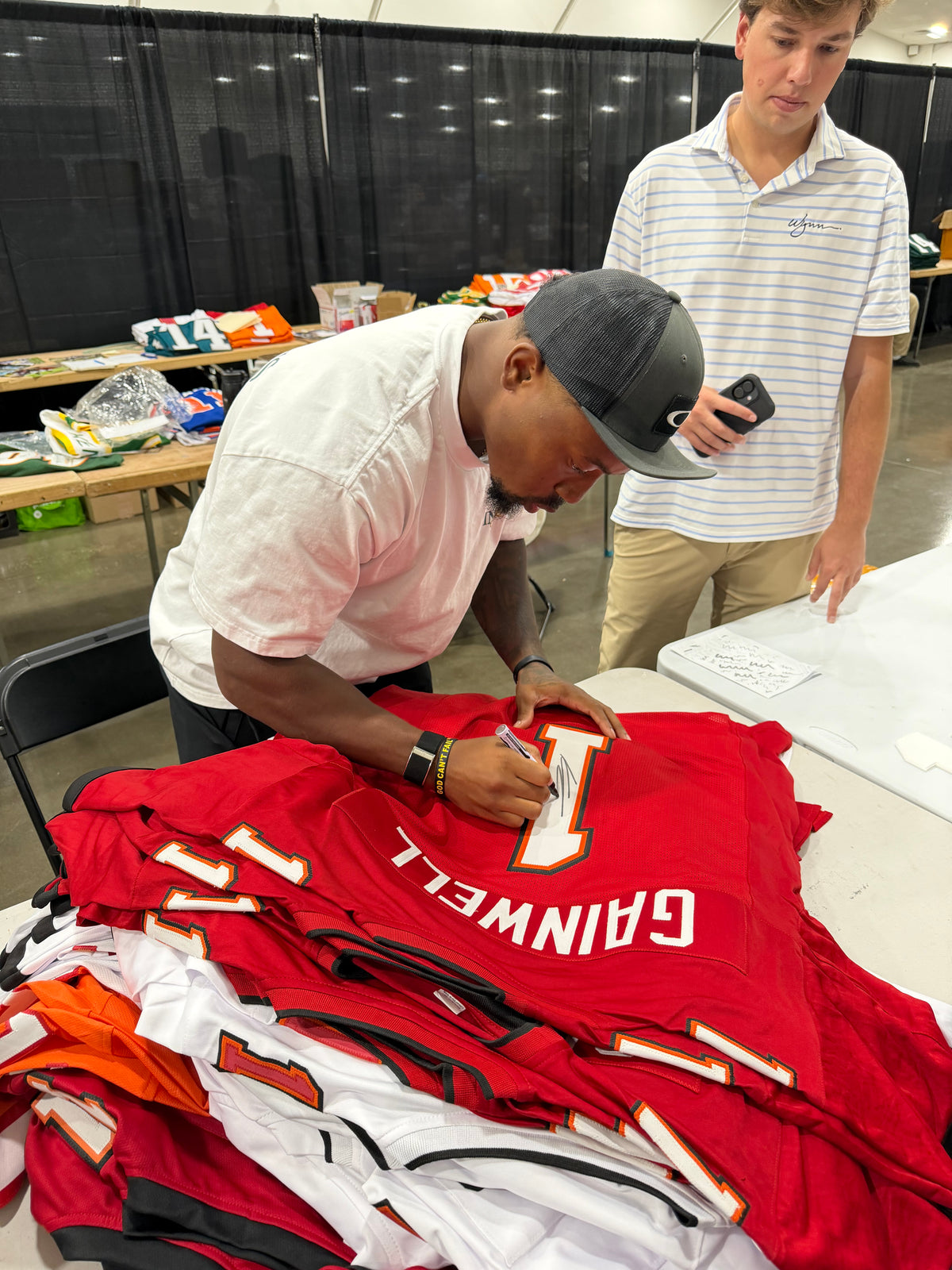 Kenny Gainwell Signed Red #1 Jersey - Tampa Bay Buccaneers RB