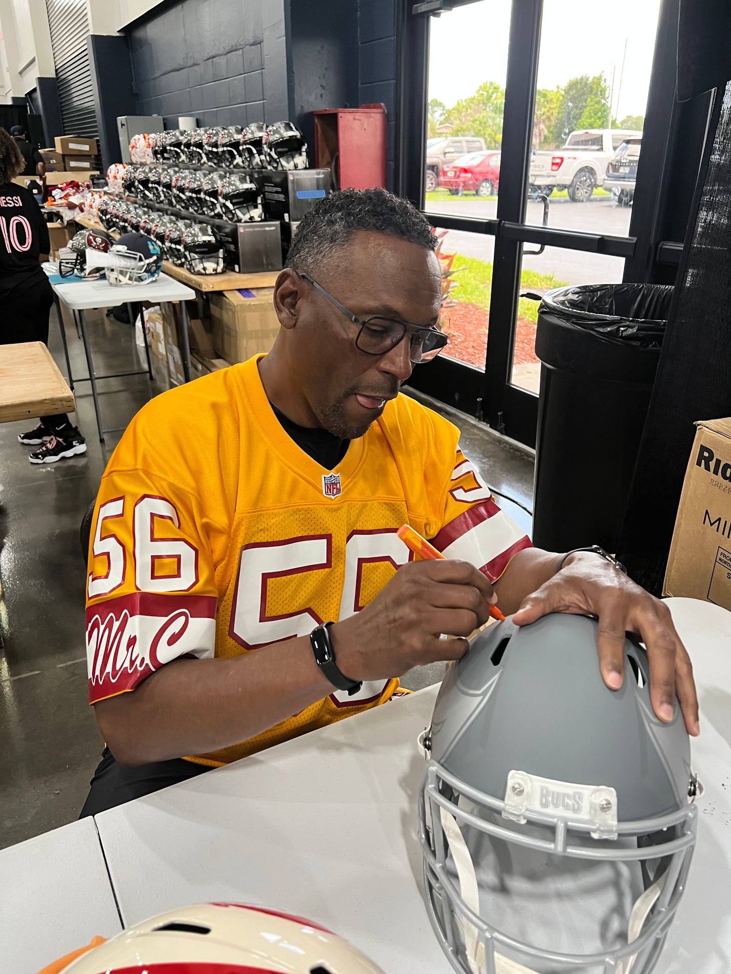 Hardy Nickerson Signed Tampa Bay Buccaneers Slate Alternate Speed Replica Full Size Football Helmet