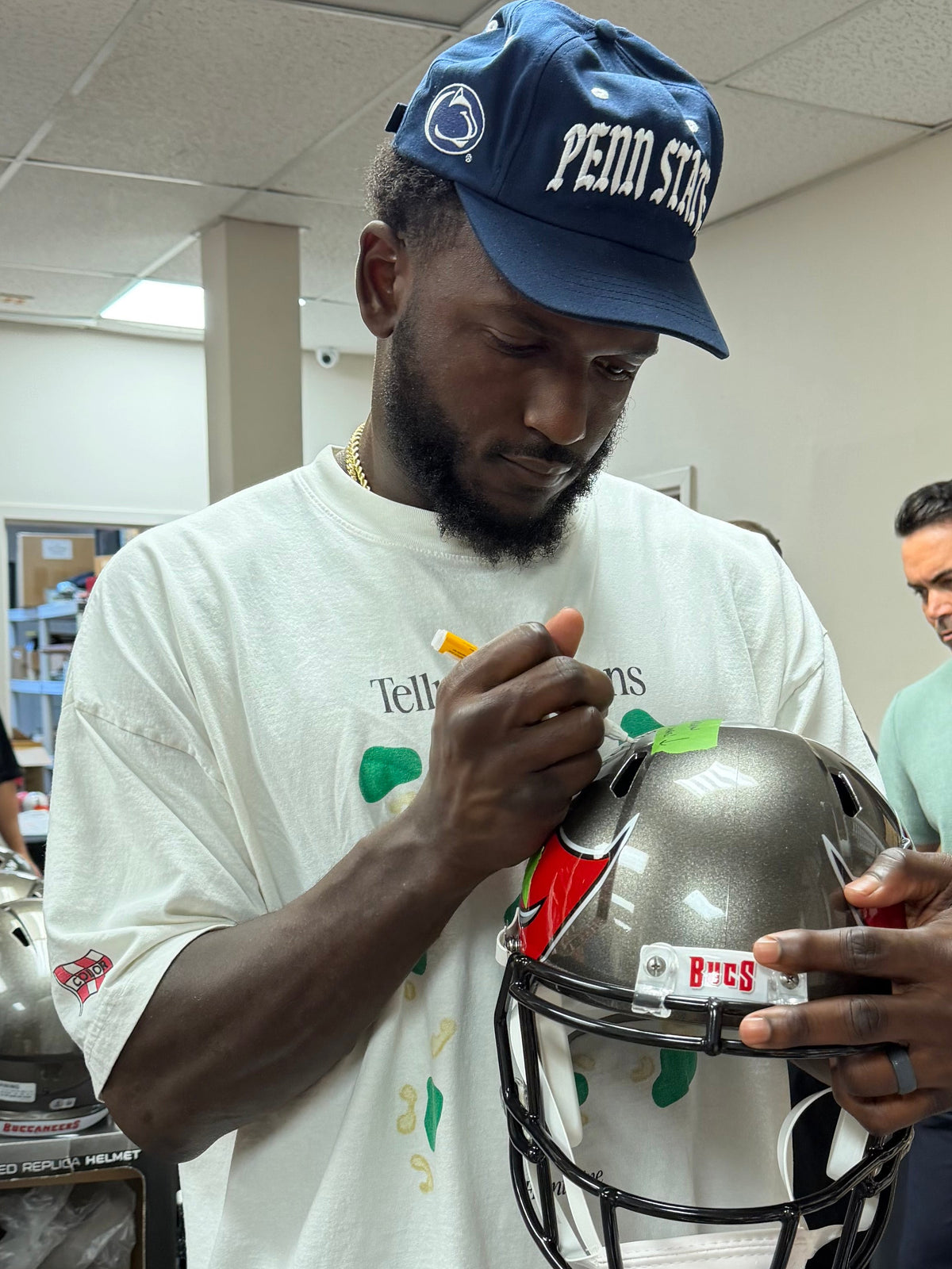 Chris Godwin Signed Tampa Bay Buccaneers Speed Replica Full Size Helmet