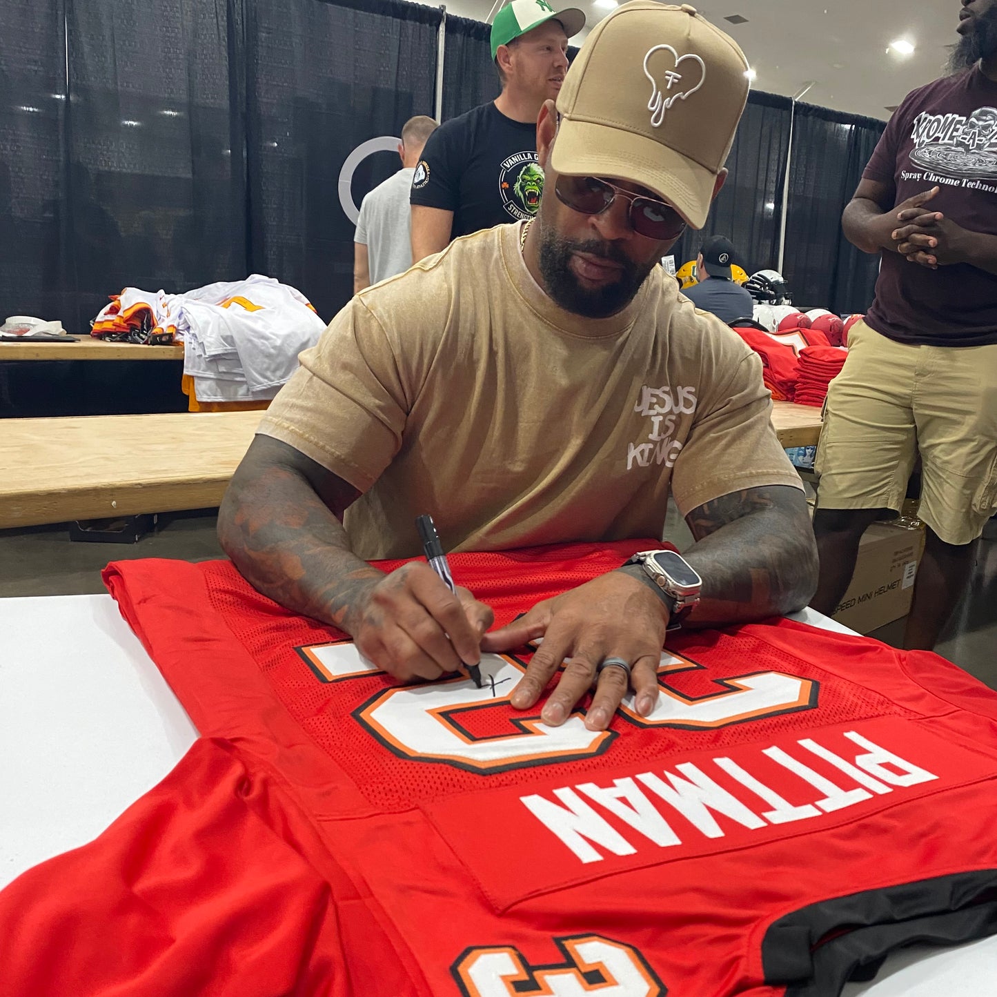 Michael Pittman Signed Red #32 Jersey - Tampa Bay Buccaneers RB