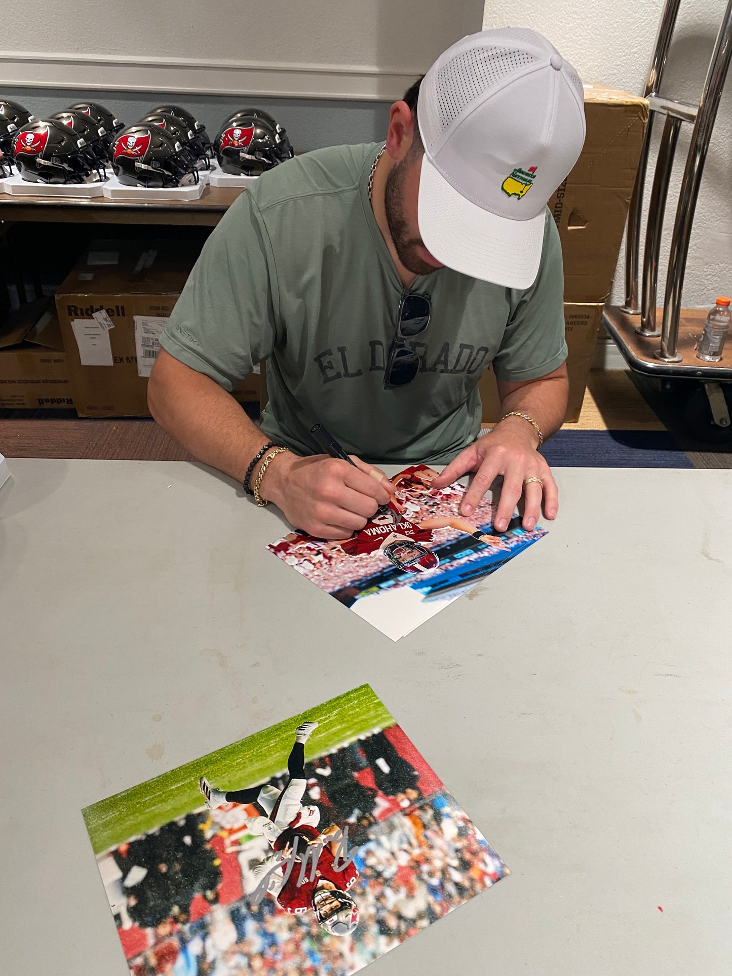 Baker Mayfield Signed Oklahoma Sooners 8x10 Photo