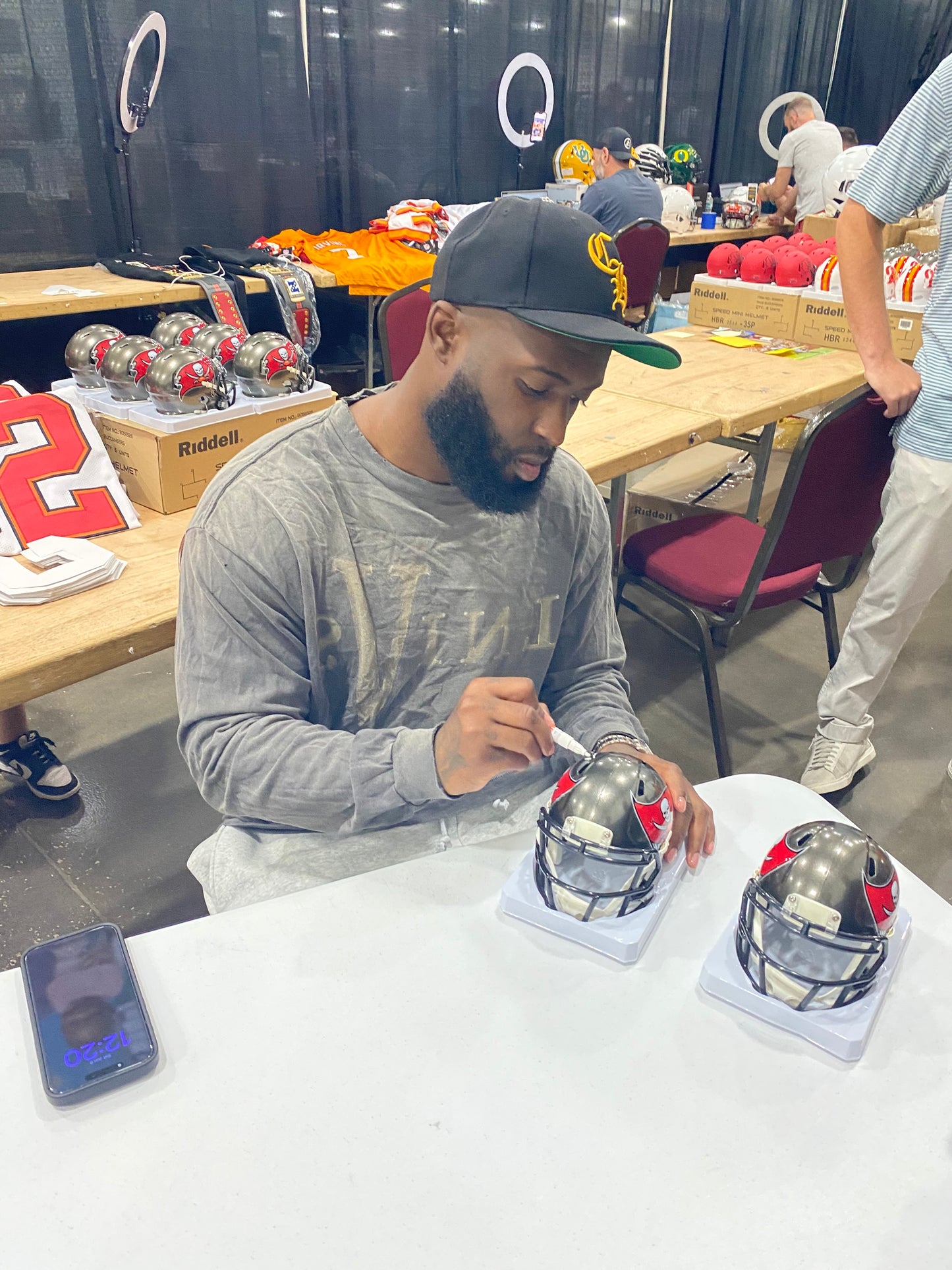 Leonard Fournette Signed Tampa Bay Buccaneers Speed Mini Football Helmet